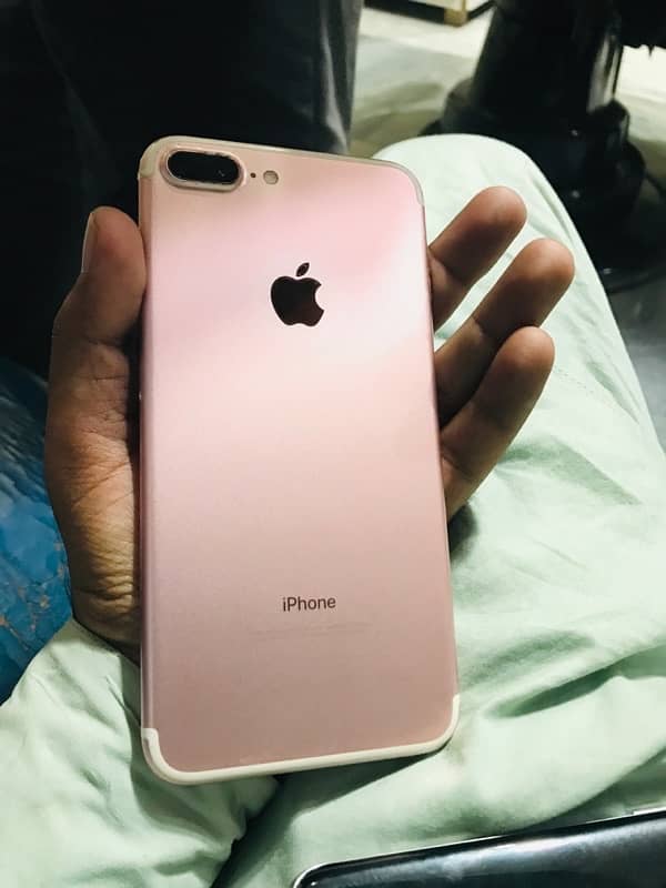 I phone 7 plus 128gb 3