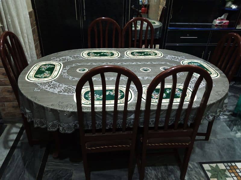 Dining table & Chairs 2