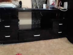 TV CONSOLE TABLE FOR SALE