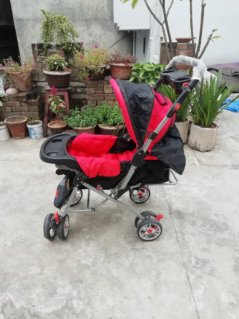 BABY STROLLER / PRAM 3