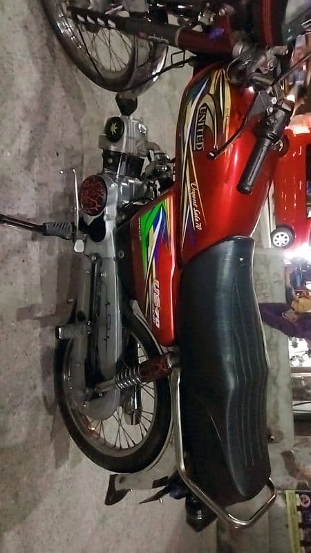 united motorcycle hai lush condition macanical Kam okay 03344499363 1