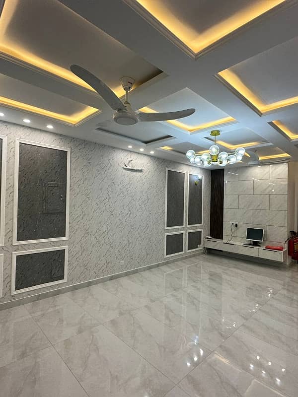 5 Marla Luxury House Available For sale In DHA 9 Town Lahore 12