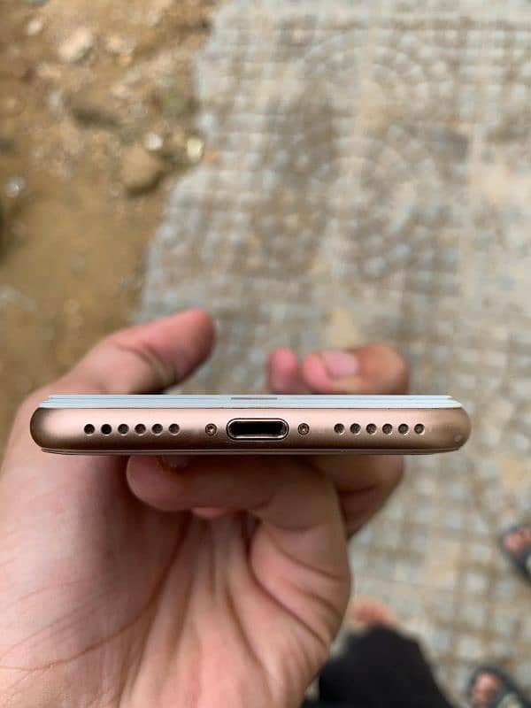 Iphone 8 Non PTA 256GB 4