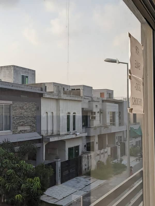 5 Marla Luxury House Available For RENT In DHA 9 Town Lahore 24