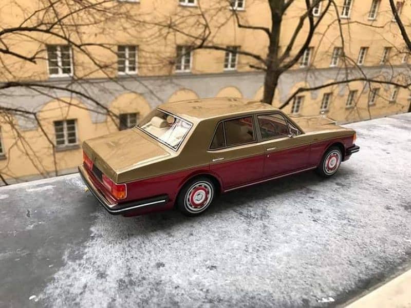 1987 Rolls-Royce silver spirit diecast scale 1/18 2