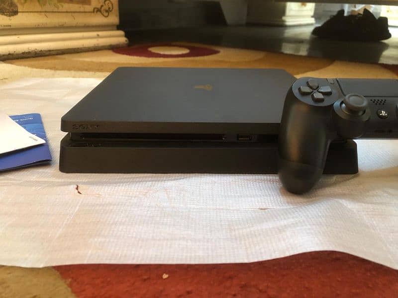 Ps4 slim jailbreak sealed 10/10 with games 3