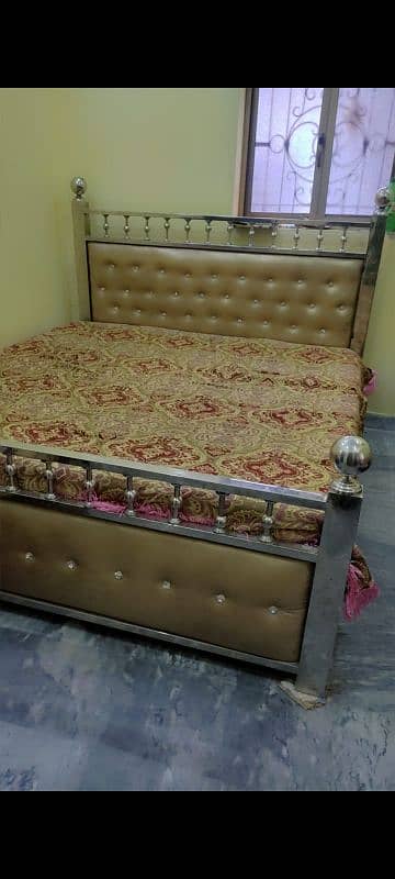 king bed without mattress 3