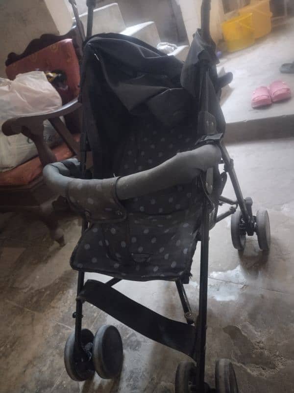 walker baby good condition 1