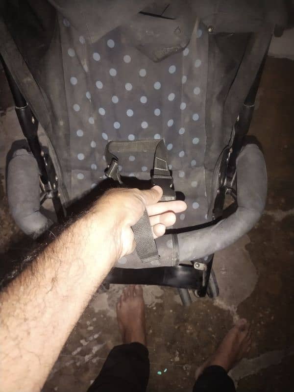 walker baby good condition 2