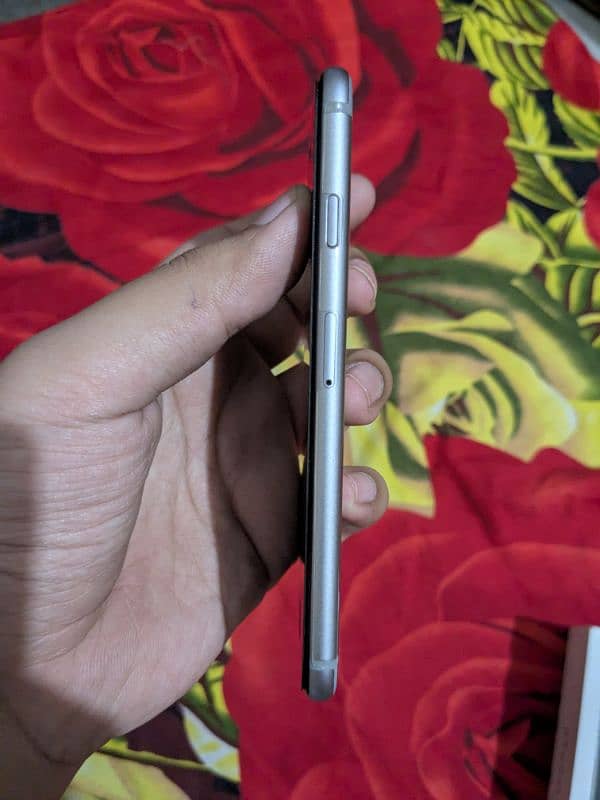 iPhone 6S (PTA Approved) With Original Box 5