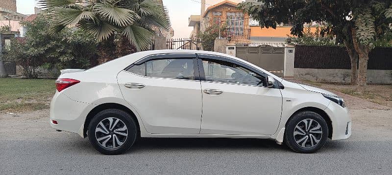 *Toyota Corolla GLI 2015 Model* 8