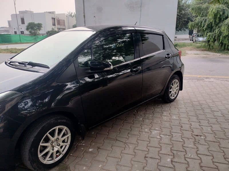 Toyota Vitz 2018 9