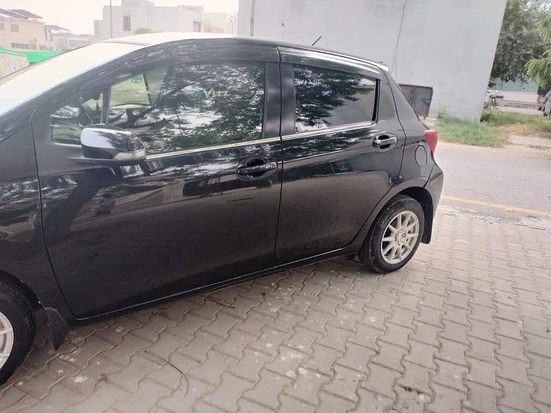 Toyota Vitz 2018 11