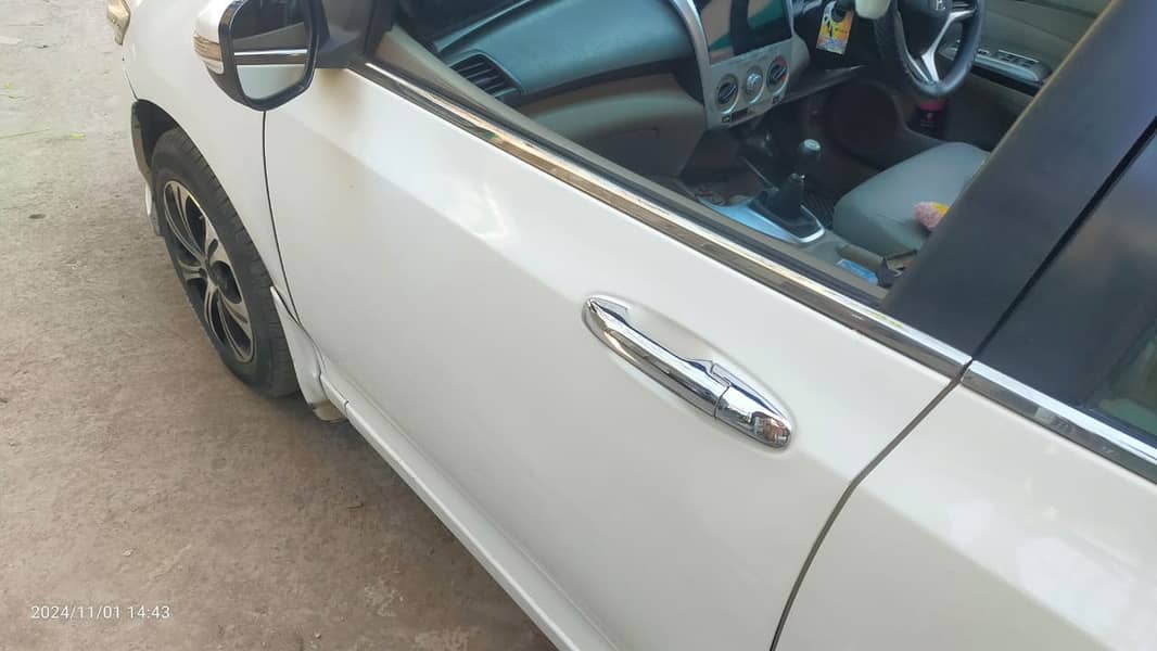 Honda City IVTEC 2017 10/10 condition 9