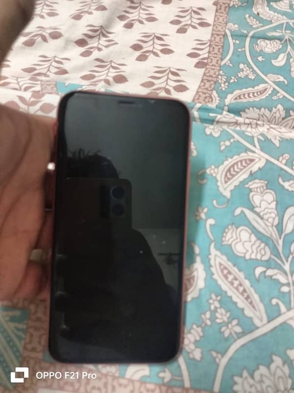 iPhone XR 64gb lla model bh 84% jv 1