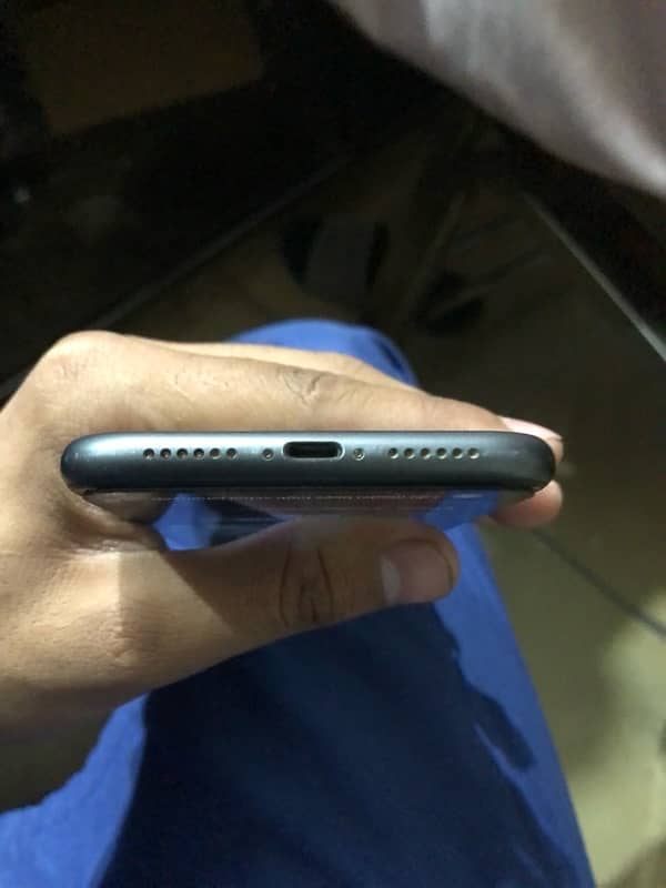 iPhone 11 jv 64 gb 1