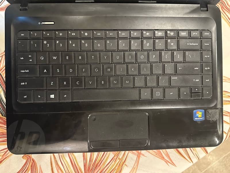 hp 1000 i5 4gb ram, 256 gb ssd 5