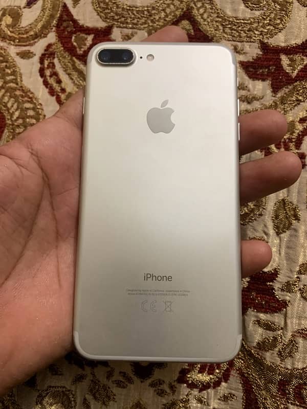 i phone 7plus 128gb pta approved read ad 1