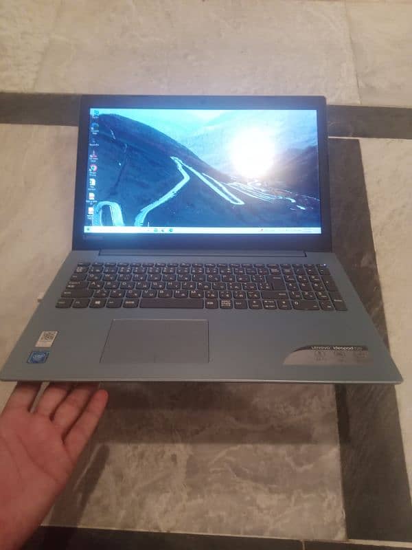 Lenovo IdeaPad 7th Gen core 2 quad 2