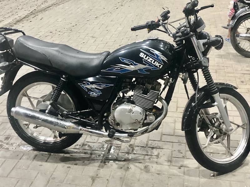 Suzuki gs 150se 5