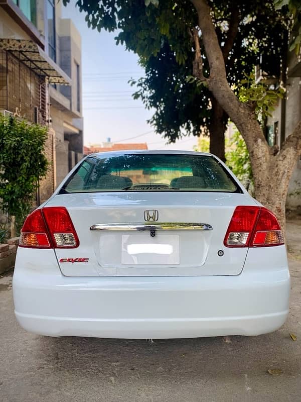 Honda Civic EXi 2004 4