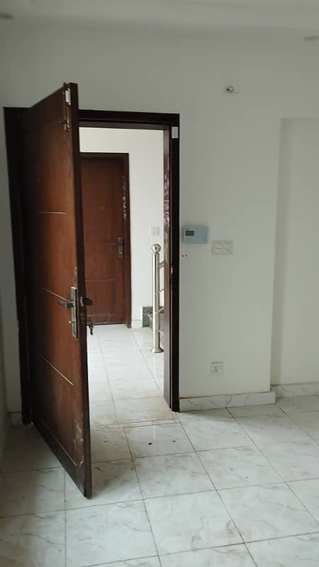 G5 APPARTMENT FOR RENT BAHRIA ORCHARD 12