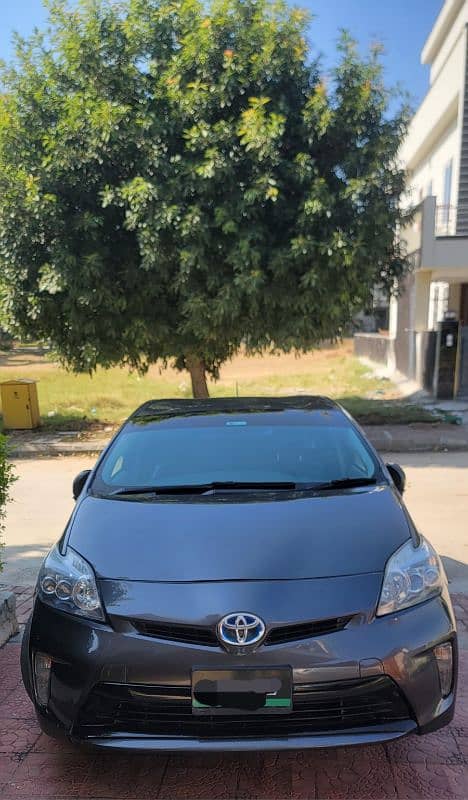 Toyota Prius 2011 3