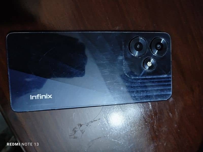 Infinix Hot 30. 2