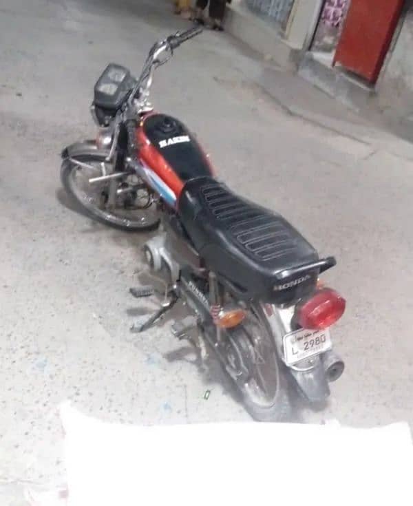 super star 125 bike ha abbottabad ka nbr laga Huwa ha 21 model ha 3