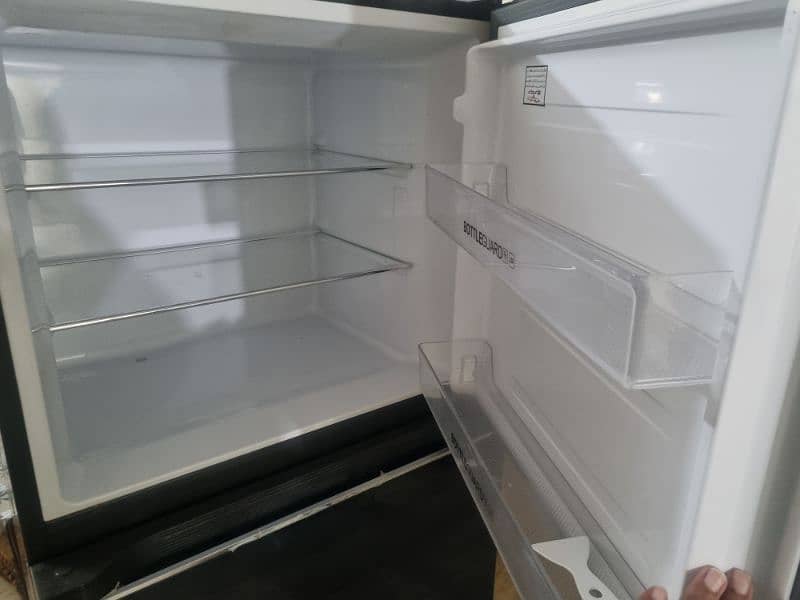 Haier Large Size fridge E Star 12