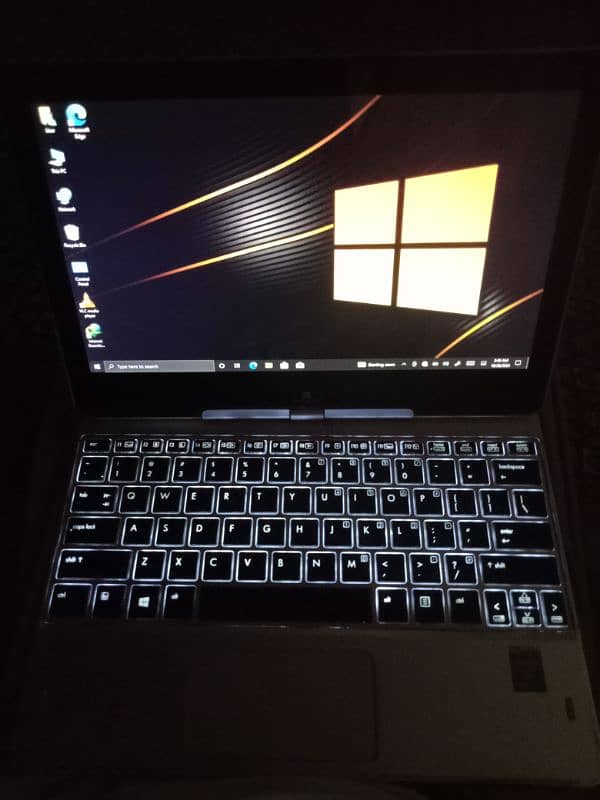 Hp Elitebook 810 2k Touch display i5 4th 8 256ssd 10/09 5