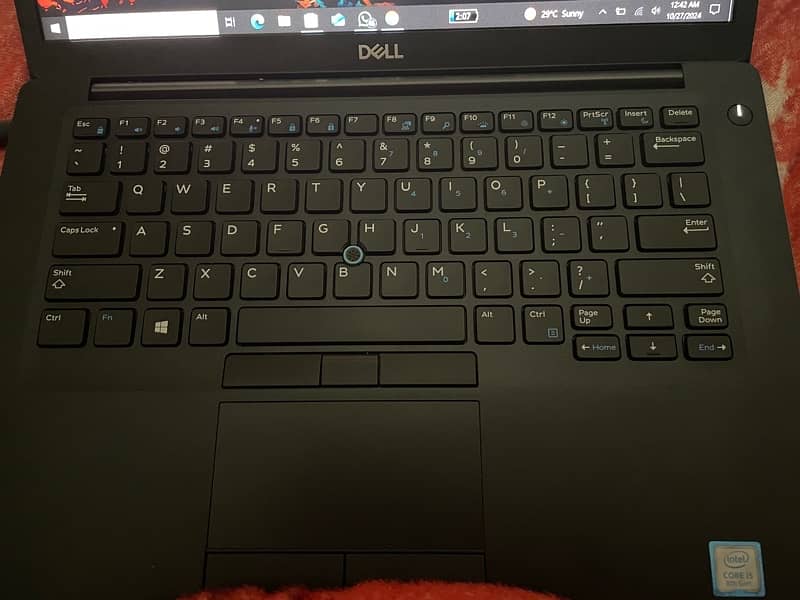 dell  touch and type core i5 8th generation 1