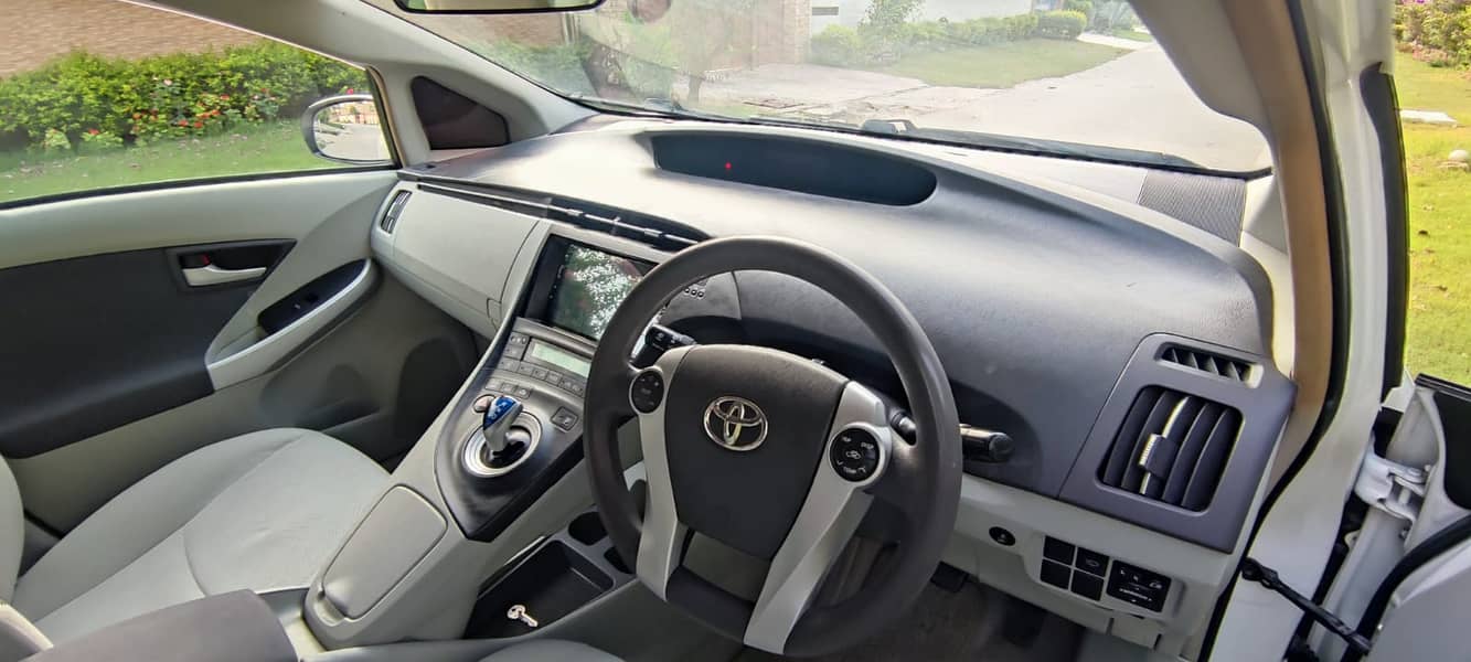 Toyota Prius 2010 9