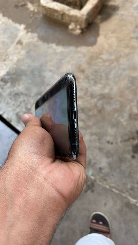 iphone 11 pro max non pta 5