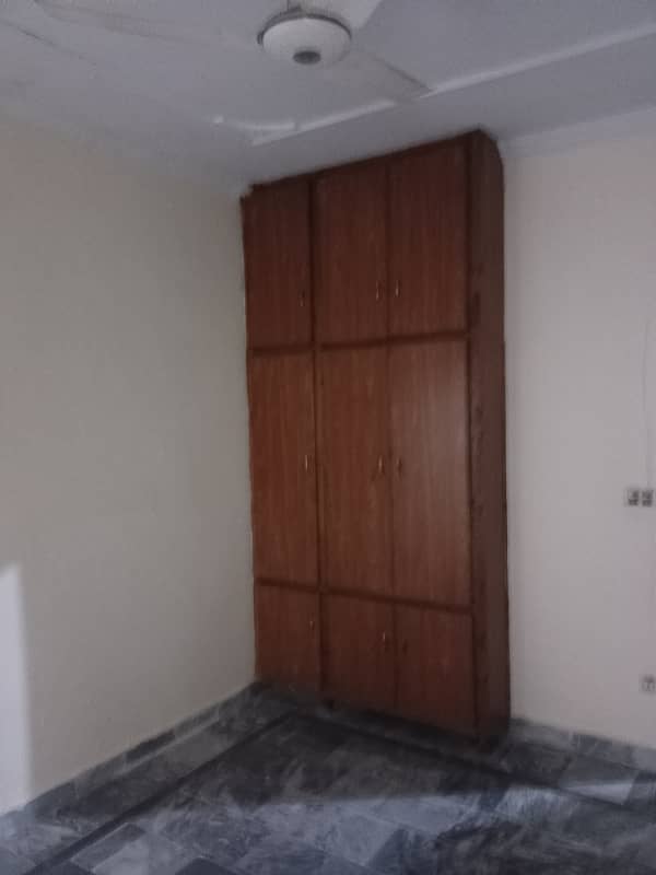 5 Marlla Dubble story House for rent phase 5 Bajli Pani gas 9