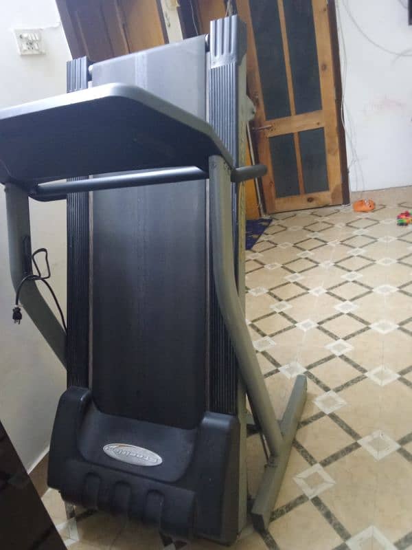 steel flex heavy motor treadmill for sell 5