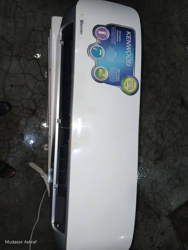 1.5 ton Ac dc inverter Jeniun Condition mukaml saman k sath 6