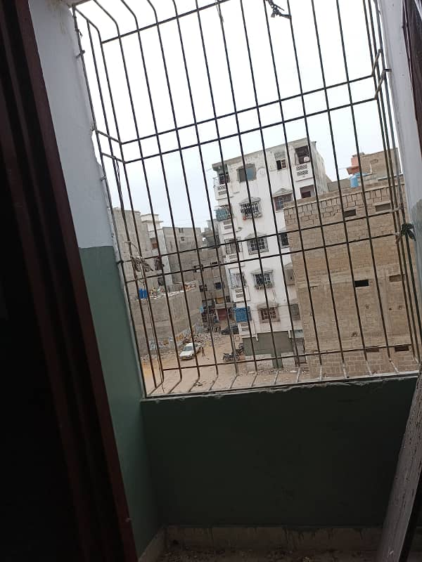 Double Side 3rd Floor Flat For Sale In Korangi Karachi 9