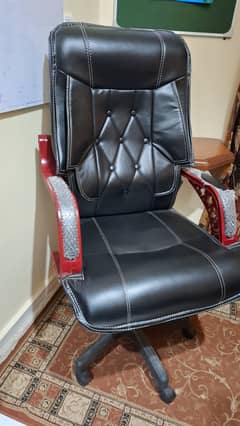 Excellent office executive chair