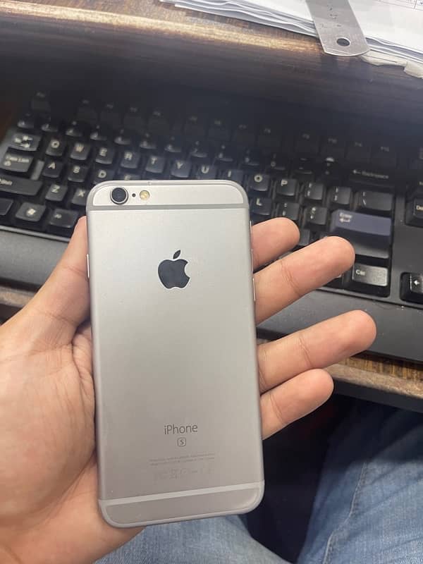 iPhone 6s 64gb pta approved 1