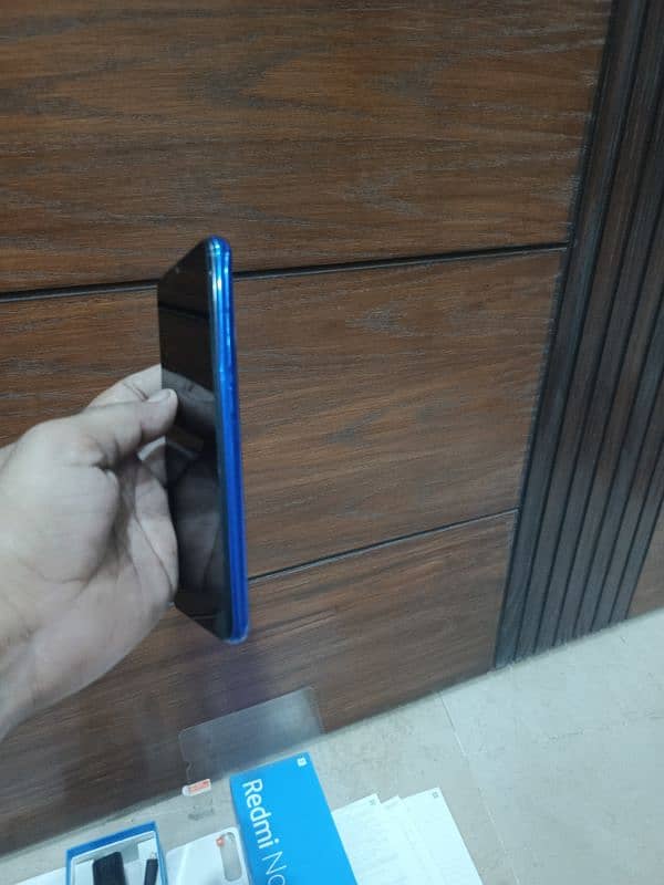 Xiaomi Redmi Note8 (4/64) 4