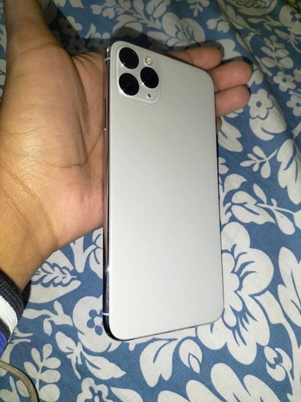 IPhone 11 Pro Max 512GB Non PTA Factory Unlock 1