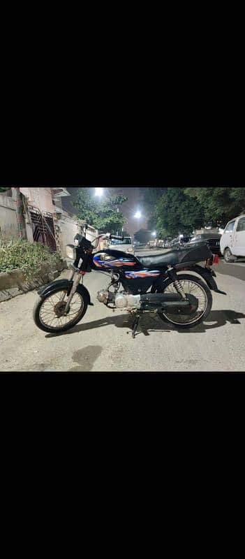 dhoom Yamaha 70 cc 2011 2