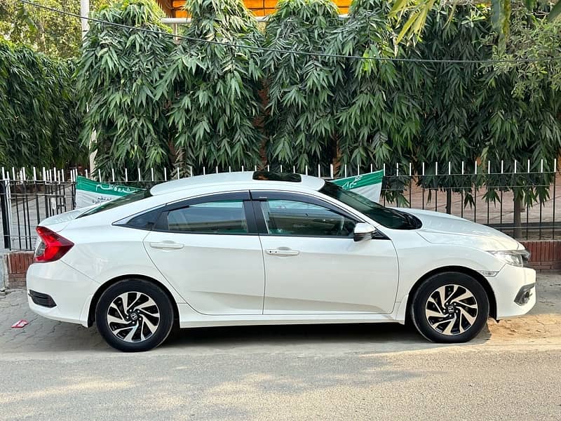 Honda Civic Oriel 2019 7