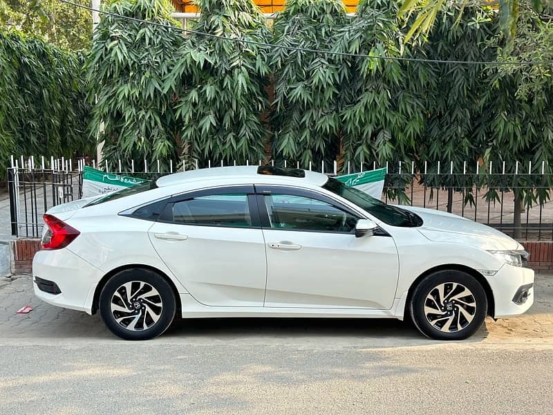 Honda Civic Oriel 2019 8