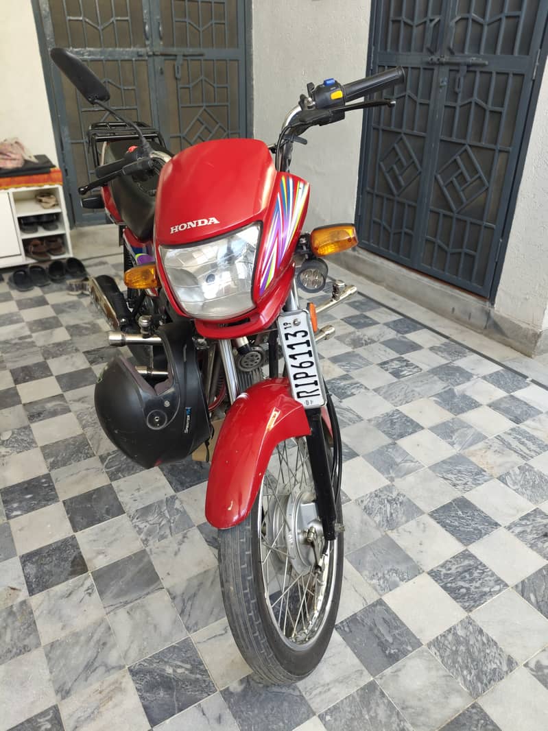 Honda Pridor Red 2019 model in excellent condition 2