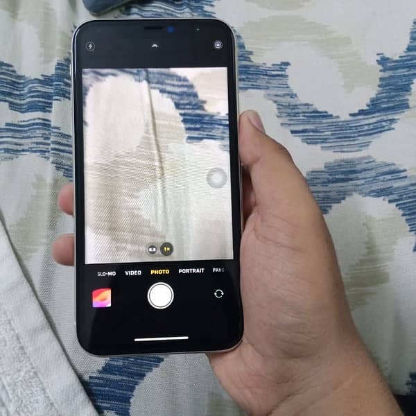 iPhone 11 64 Gb non pta 2