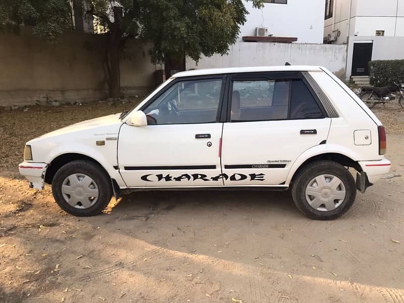 Daihatsu Charade 1986 0