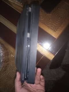 PS4 slim  1TB