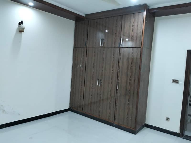 Single Storey house for Rent 2